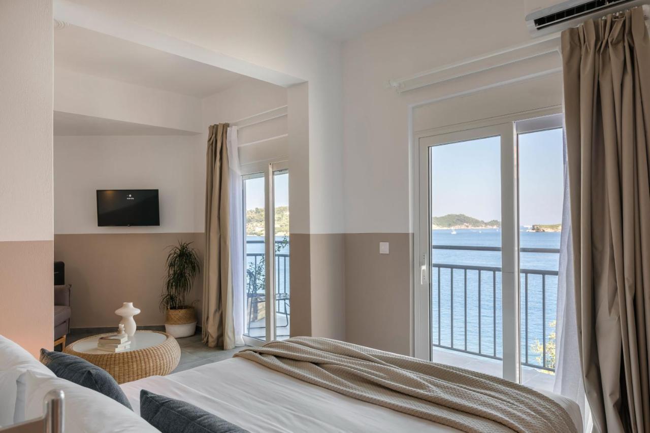 Hotel The Rock Skiathos Exteriér fotografie