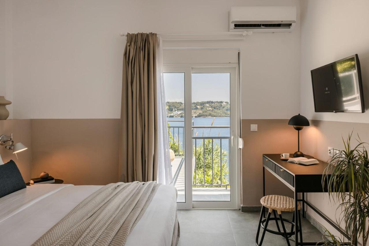 Hotel The Rock Skiathos Exteriér fotografie
